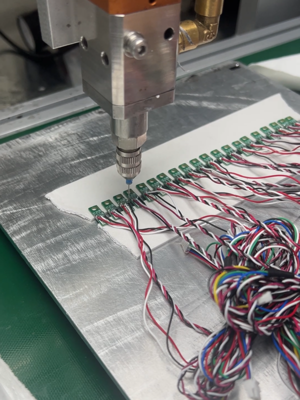 随线视觉点胶机-消费电子产品 pcb电线板