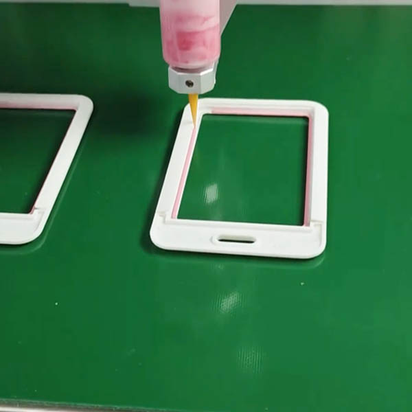 工作牌点胶